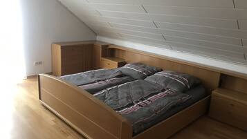 2 Schlafzimmer, Bügeleisen/Bügelbrett, WLAN, Bettwäsche