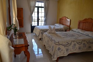 Quadruple Room, 2 Double Beds | Free WiFi, bed sheets - Hotel Camelinas Área Blanca (Patzcuaro)