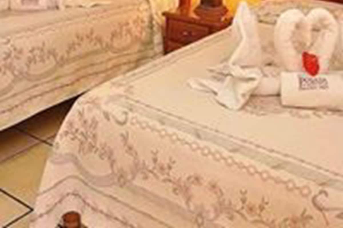 Quadruple Room, 2 Double Beds | Free WiFi, bed sheets