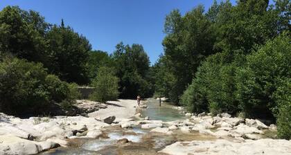 Maison Bernard - Maison de charme au coeur de la Provence