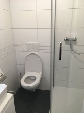 Towels, toilet paper