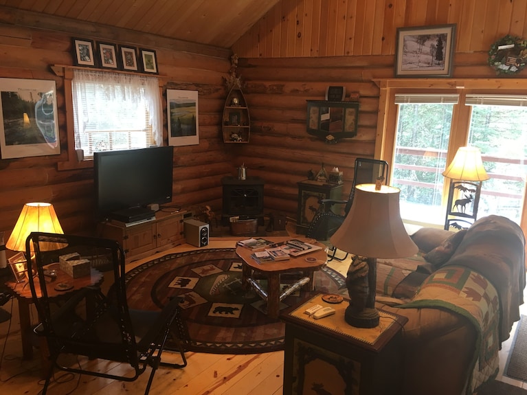 157 U.s. Hwy 212 W. 1 Bedroom 1 Bath Sleeps 8 - Cooke City-Silver Gate, MT