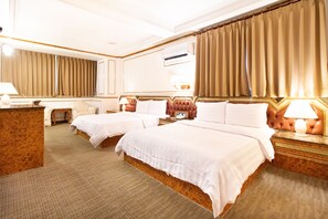 Deluxe-Vierbettzimmer