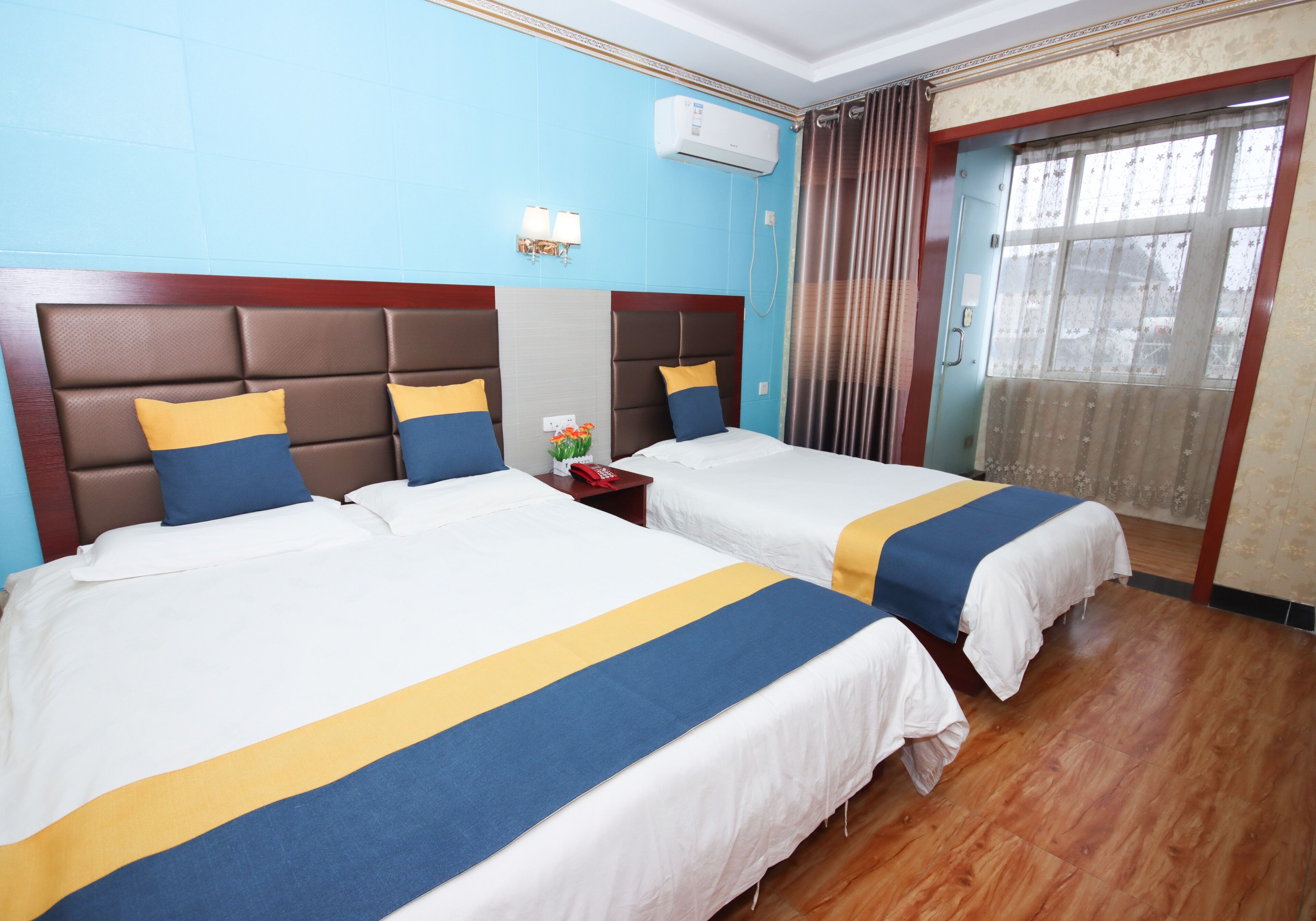 deluxe family room | 1 bedroom, down duvets, individually decorated, desk