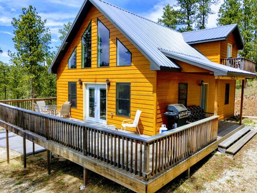 Diamond in Pines: 3 yksityistä eekkeriä, suuri kansi, upeat näkymät, äskettäin päivitetty!
