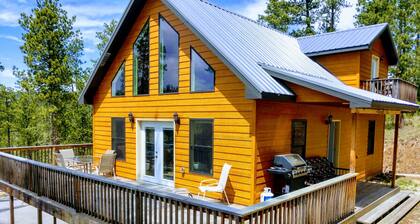 Diamond in Pines: 3 yksityistä eekkeriä, suuri kansi, upeat näkymät, äskettäin päivitetty!