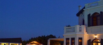 プライベートプール付きの豪華な不動産