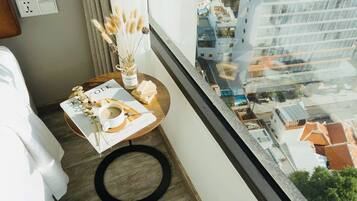 Minibar, in-room safe, individually decorated, individually furnished