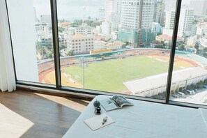 Premier Double Room, Sea View | Premium bedding, memory foam beds, minibar, in-room safe - Em Oi Boutique Hotel (Nha Trang)