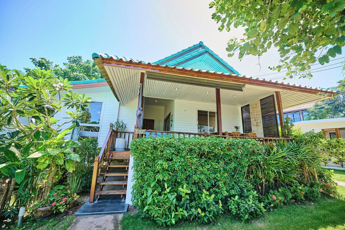 Villa – standard, 2 soverom, balkong, sjøutsikt | Terrasse/patio