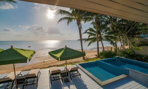 Villa Exclusive, 1 très grand lit et 1 canapé-lit, vue mer, en front de plage | Vue sur la plage/l’océan