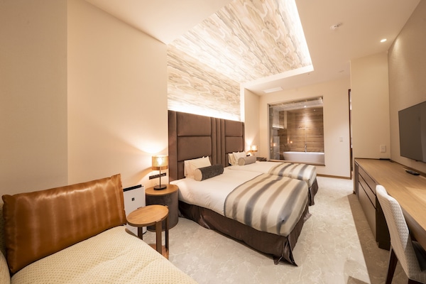 Royal Suite, Non Smoking (Housekeeping Once Every 3 Days) | Premium bedding, down comforters, in-room safe, blackout drapes