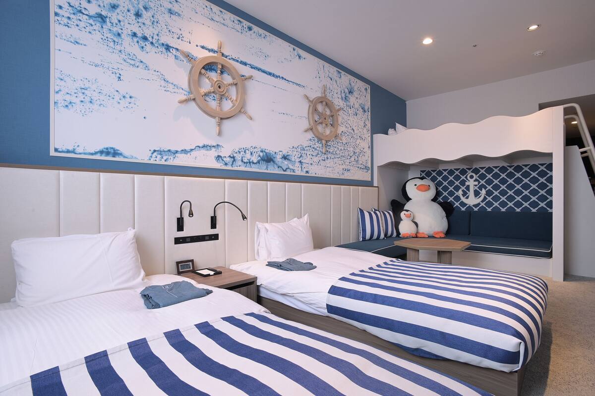 家庭客房, 非吸煙房, 海景 (Deluxe,HSKPOnce Every 3 Days,Mx.4pax) | 高級寢具、羽絨被、房內夾萬、遮光窗簾/窗簾