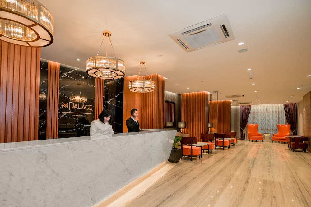 M Palace Hotel