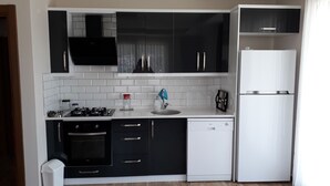 Apartment, 1 Bedroom | Private kitchenette - Kopuz Apart (Seferihisar)