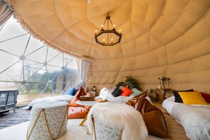 Royal-Zelt (Dome, 6m, 2~4 People)