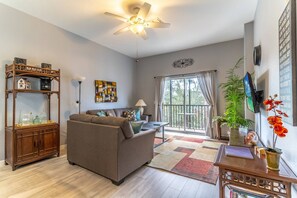 Fernseher, DVD-Player