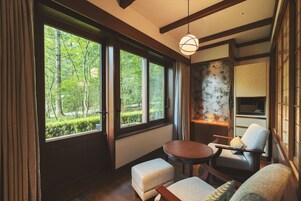 Classic Twin Room | Down comforters, minibar, iron/ironing board, free WiFi