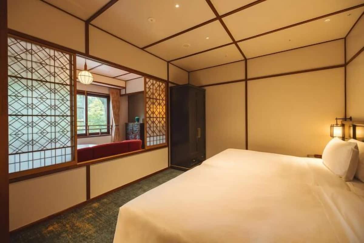 Down comforters, minibar, iron/ironing board, free WiFi