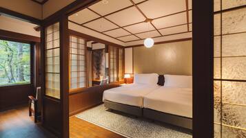 Classic Twin Room | Down comforters, minibar, iron/ironing board, free WiFi