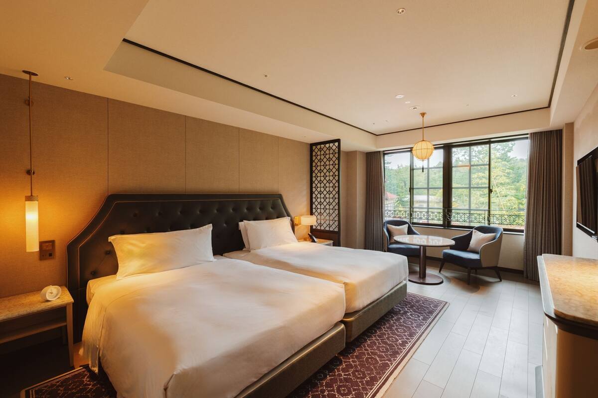 Down duvets, minibar, iron/ironing board (on request), free WiFi