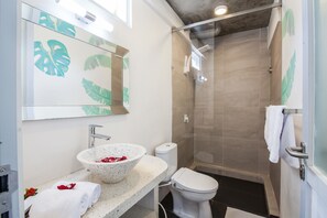 Loft | Bathroom
