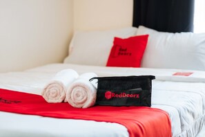 Double Room | Free WiFi, bed sheets