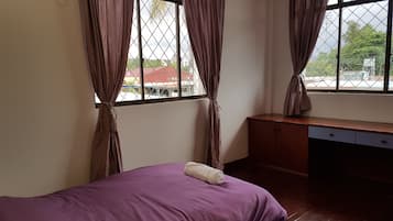 Blackout curtains, iron/ironing board, free WiFi