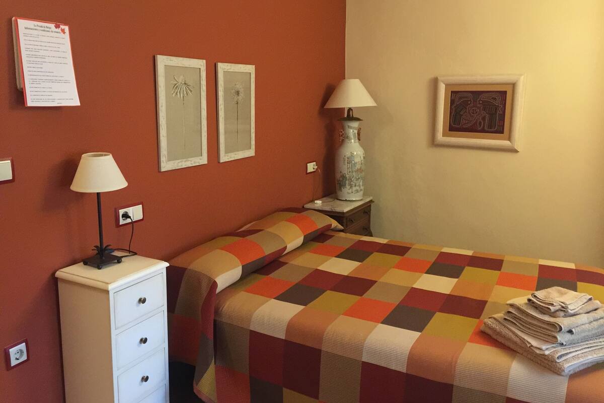 Studio | Mörkläggningsgardiner, ljudisolering, gratis wi-fi och sängkläder