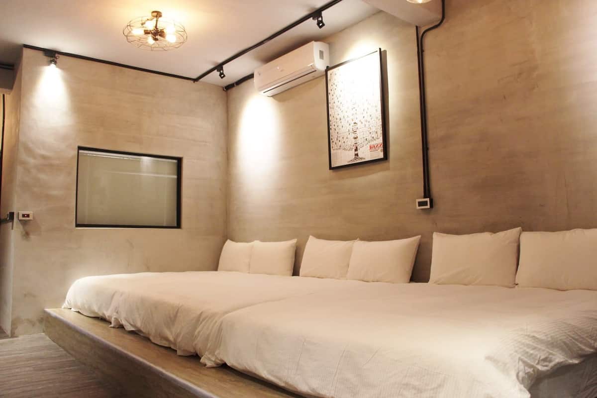 Blackout curtains, soundproofing, rollaway beds, free WiFi