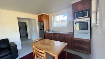 Basic Apartment, 1 Bedroom (The Blackwood) | Living area