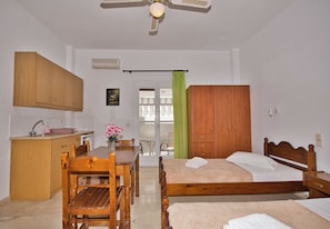 1 habitación y caja de seguridad en la habitación