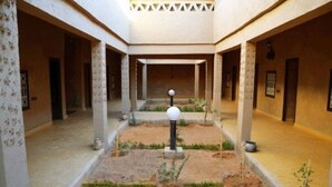 Courtyard - Riad Ouzina TGM (Taouz)