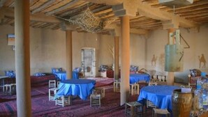 Breakfast, lunch and dinner served - Riad Ouzina TGM (Taouz)
