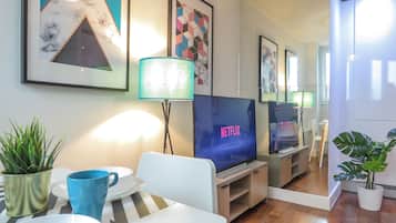 Business Apartment | In-room dining