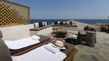 Traditional Villa | Terrace/patio