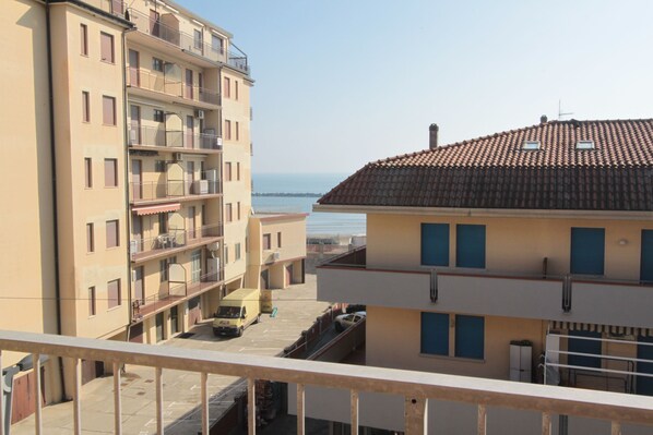 Apartment, 2 Schlafzimmer | Ausblick vom Zimmer