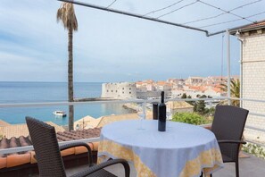 Apartment, 1 Double Bed with Sofa bed | Balcony - Apartment Kalas (Dubrovnik)