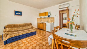 Apartment, 1 Double Bed with Sofa bed | Living room - Apartments Rozarija 4224 (Crikvenica)