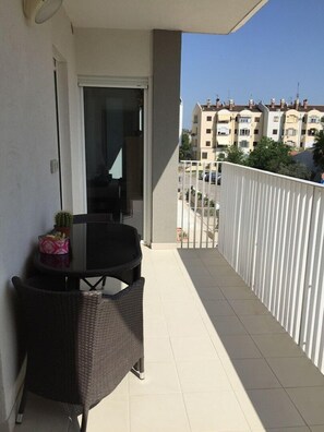 Apartment, 1 King Bed with Sofa bed | Balcony