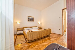 Apartment, 1 Doppelbett und Schlafsofa | Kostenloses WLAN, Bettwäsche