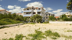 Unclassified image, 5 of 27, button - Apartments Friganovic (Vodice)