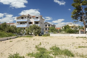 Apartment, Multiple Beds | Exterior