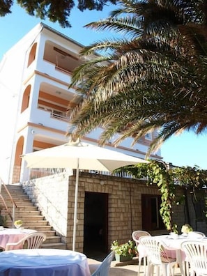 Exterior - Apartments and Rooms Mlacović (Rab)