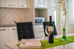 Apartment, 1 Double Bed with Sofa bed | Private kitchen - Apartments Ori (Pula)