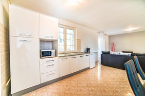 Apartment, 1 Doppelbett und Schlafsofa | Eigene Küche | Herdplatte, Kochgeschirr/Geschirr/Besteck