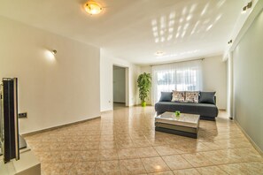 Apartment, 1 Double Bed with Sofa bed | Living room - Apartments Ori (Pula)