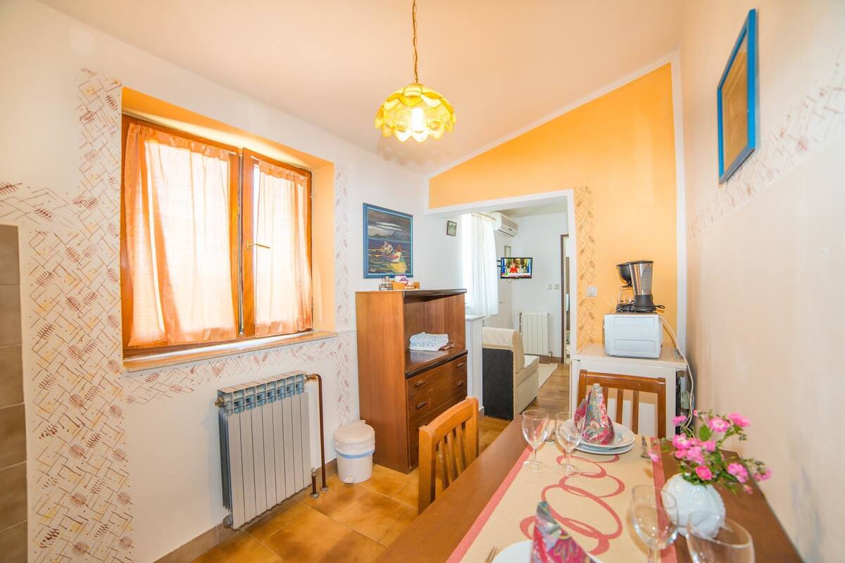 Apartment, 1 Double Bed | Private kitchen