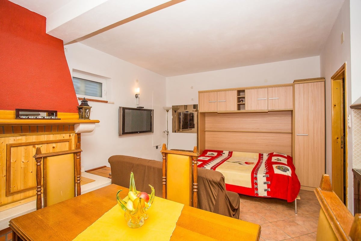 Apartment, 1 Double Bed with Sofa bed | Free WiFi, bed sheets