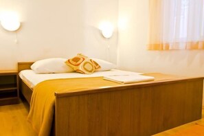 Apartment, Multiple Beds | Free WiFi, bed sheets - Apartments Viktor (Rogoznica)